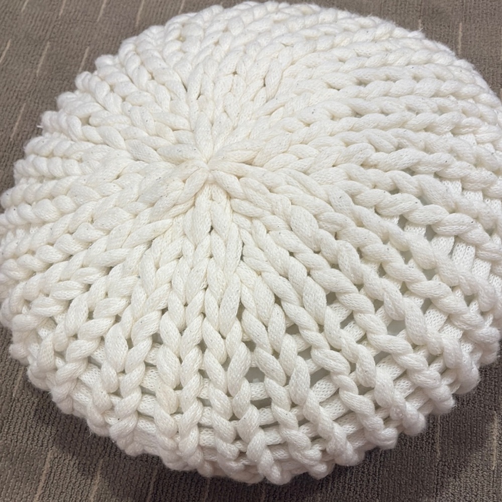 Throw pillow